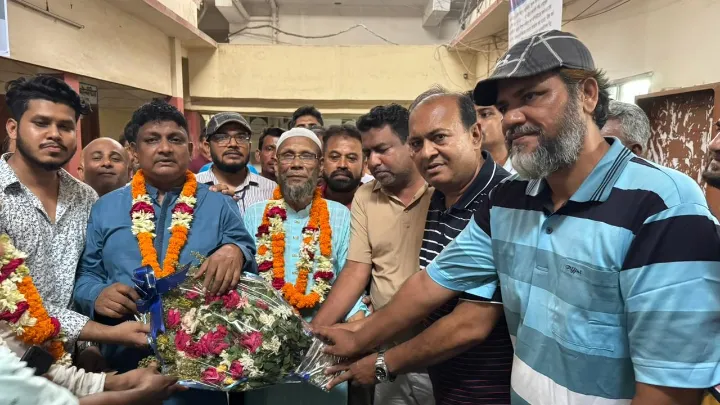 নোয়াখালী জেলা,  জাতীয়তাবাদী,  আইনজীবি ফোরামের,  সভাপতি আবদুল হক, সম্পাদক পলাশ